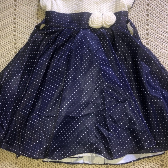 Beautiful navy and white dress - Picture 2 of 4